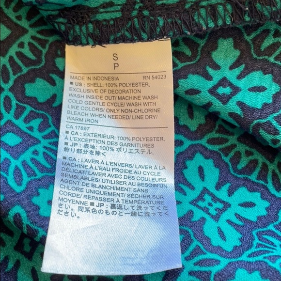 Banana Republic top, size small - Picture 6 of 7